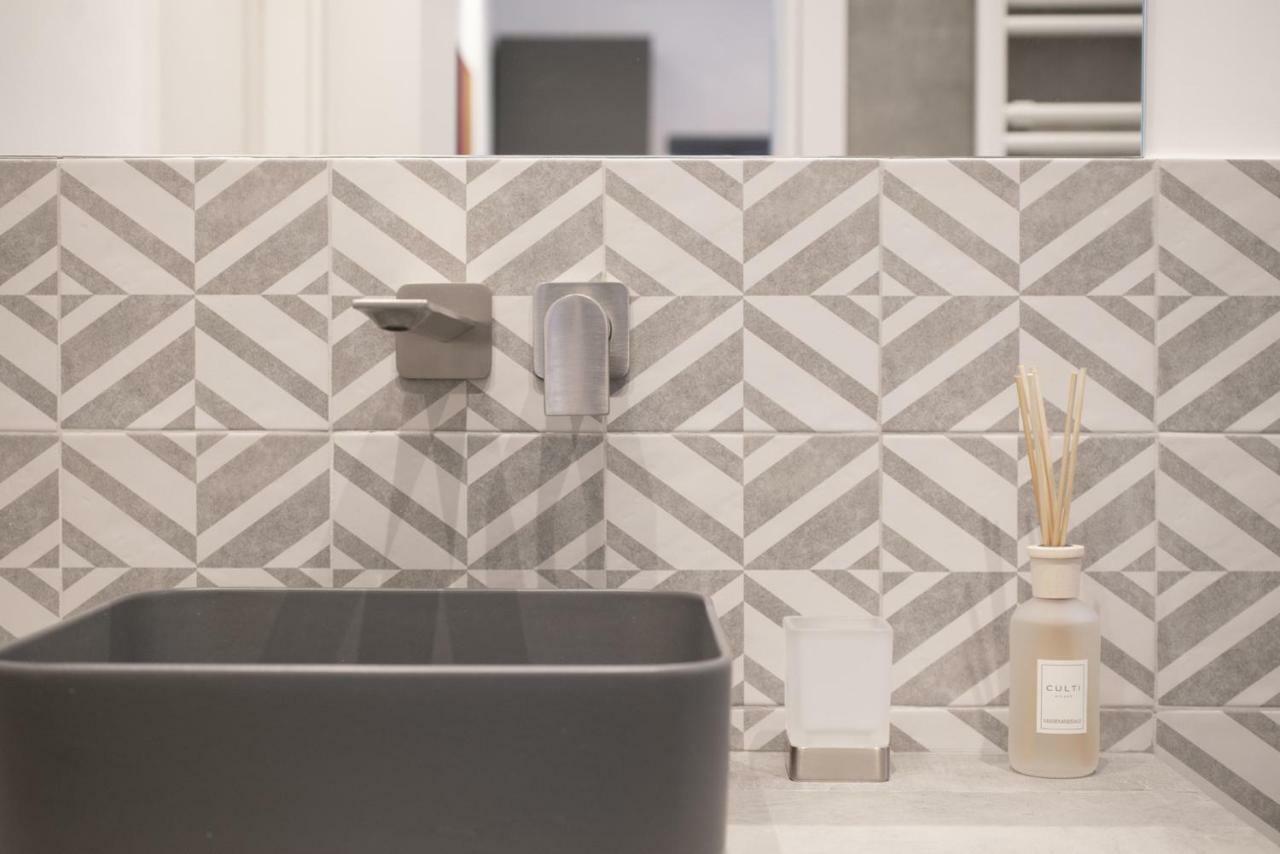 Ambio Suites Luxury Trastevere Rzym Zewnętrze zdjęcie